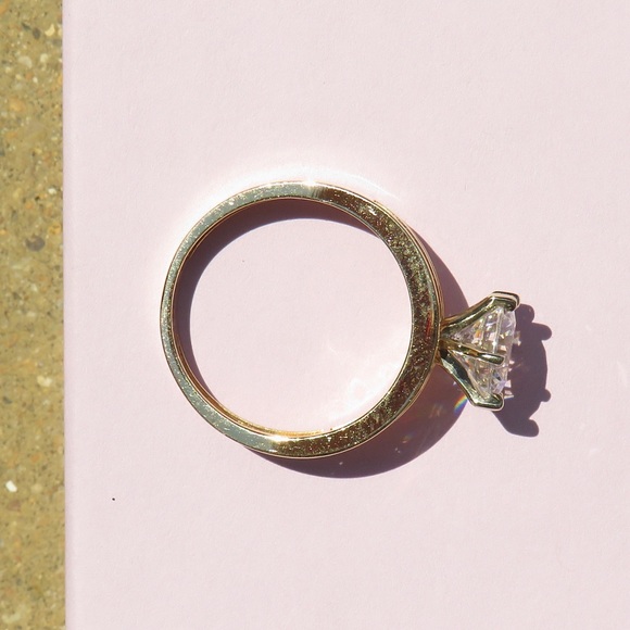 Diamonique 14k yellow gold 6 prong brilliant CZ ring size 7.75 - Picture 5 of 11